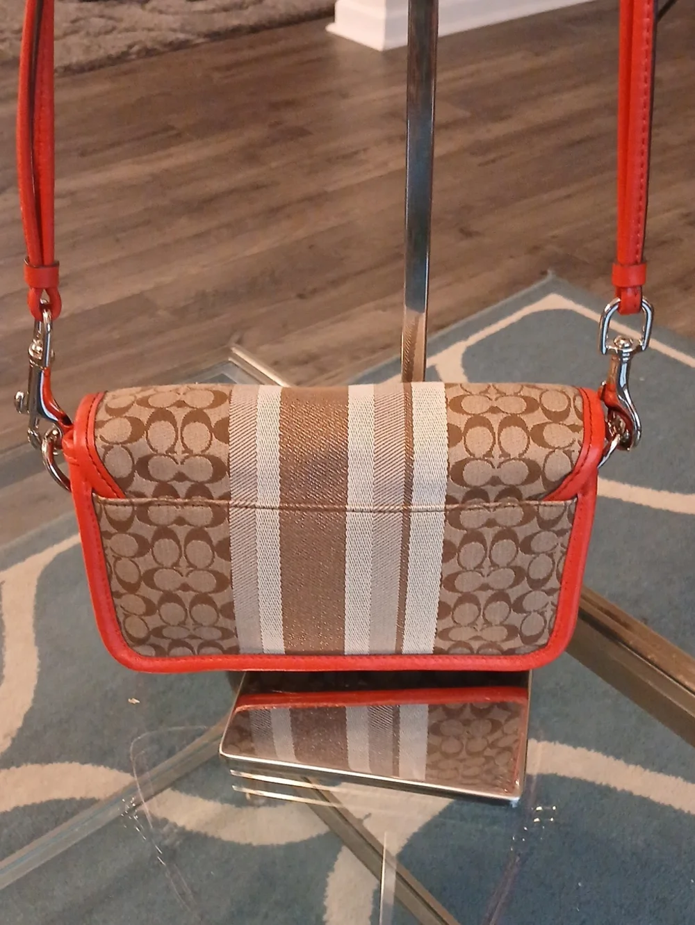 Coach legacy signature